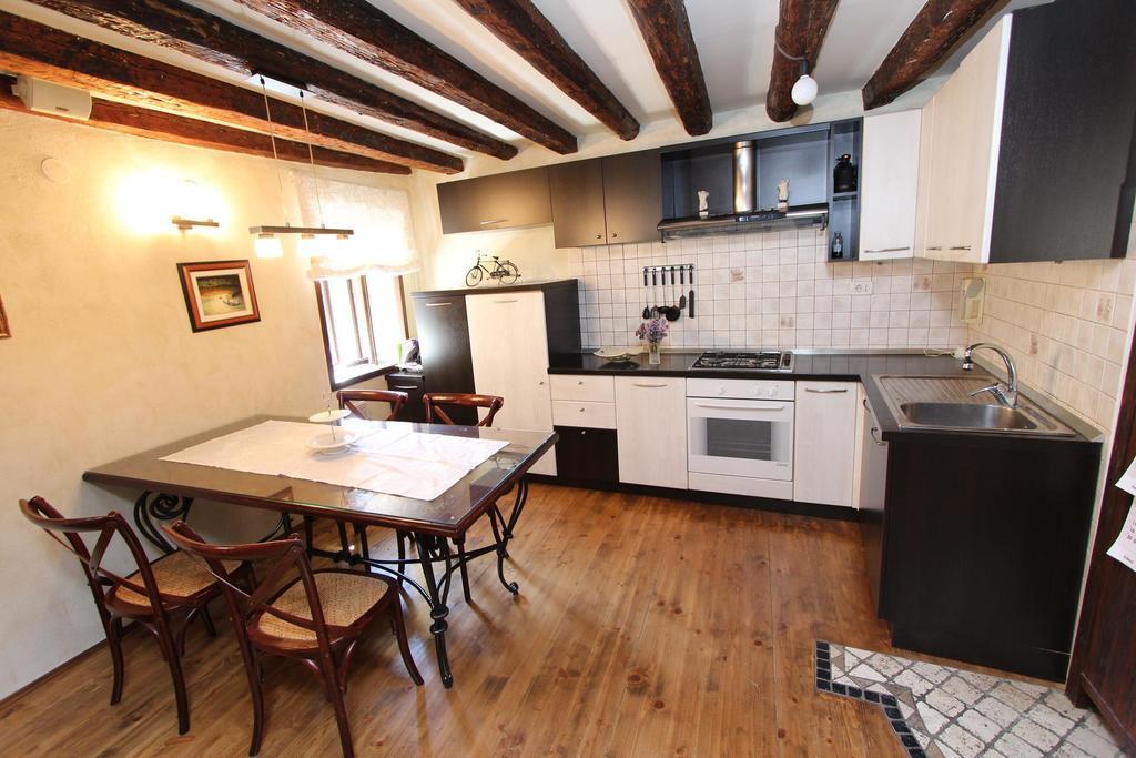 רוביני Apartment Midea חדר תמונה
